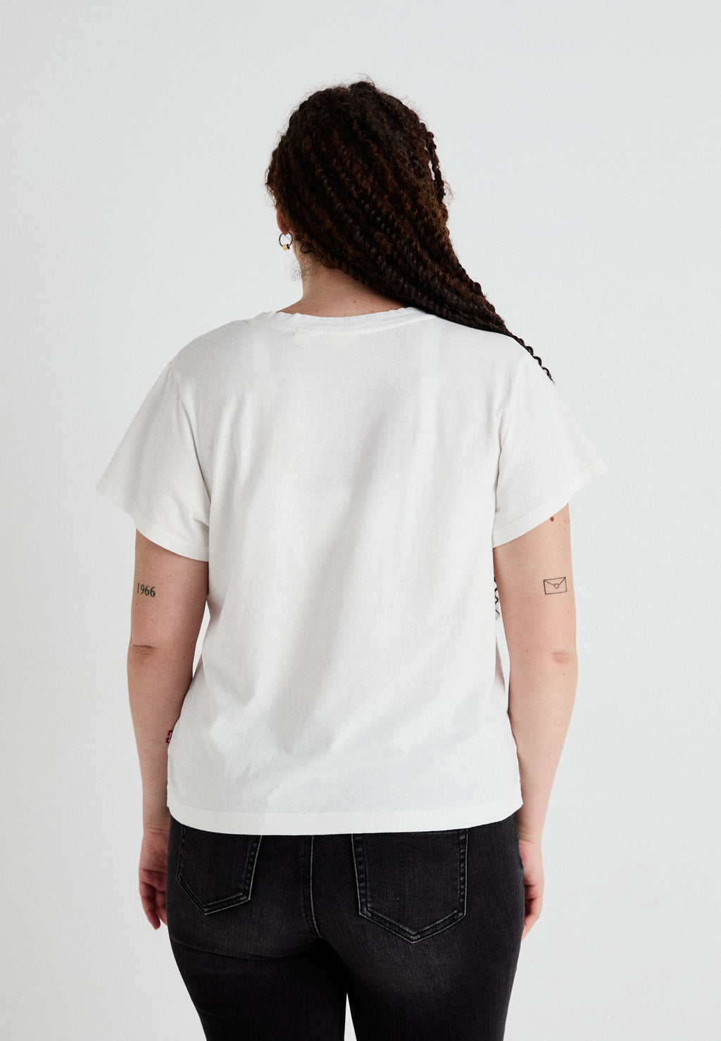 Levi's® Plus BOXY V NECK TEE