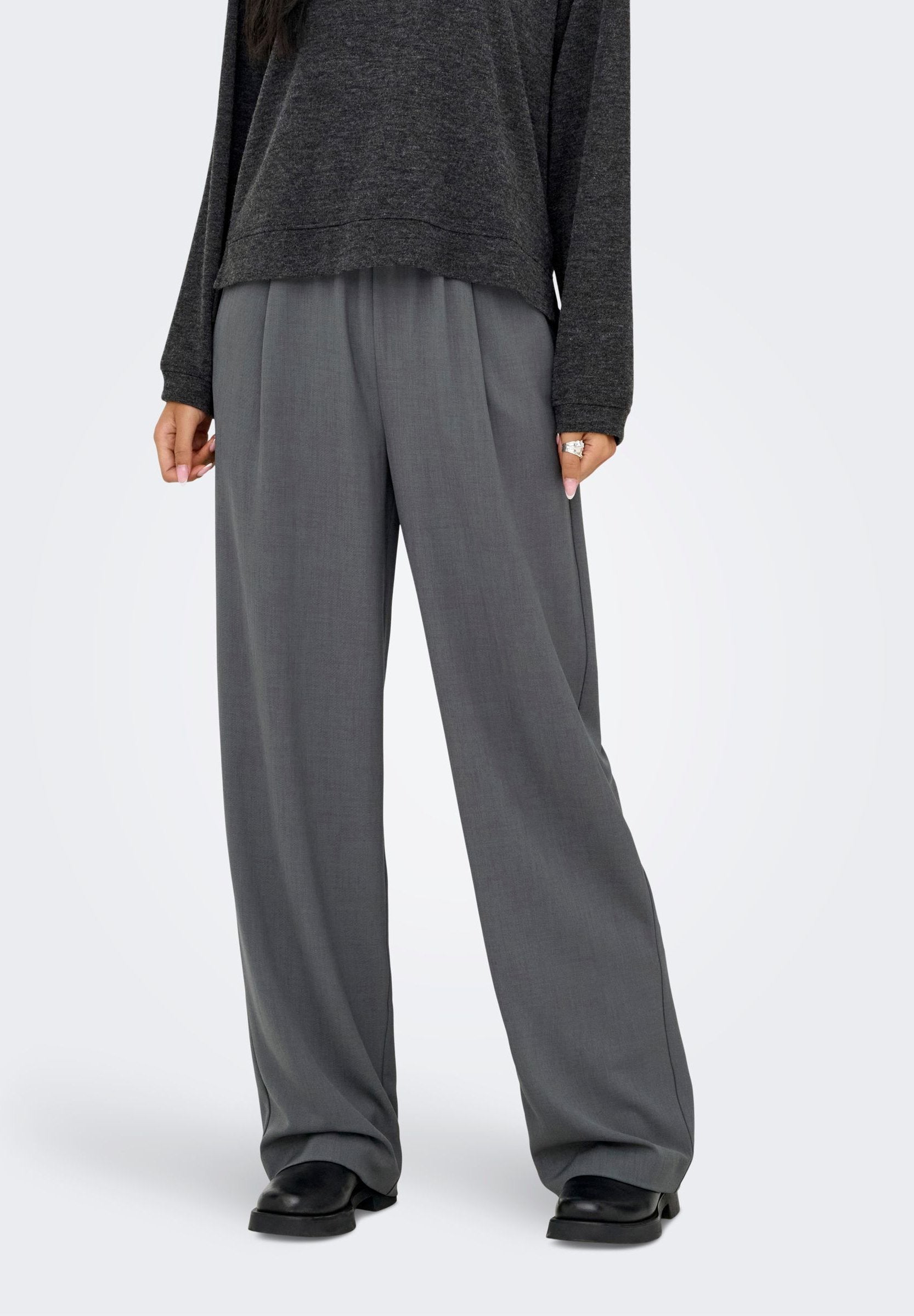 Tailored ONLSVEA Loose Fit Media 3