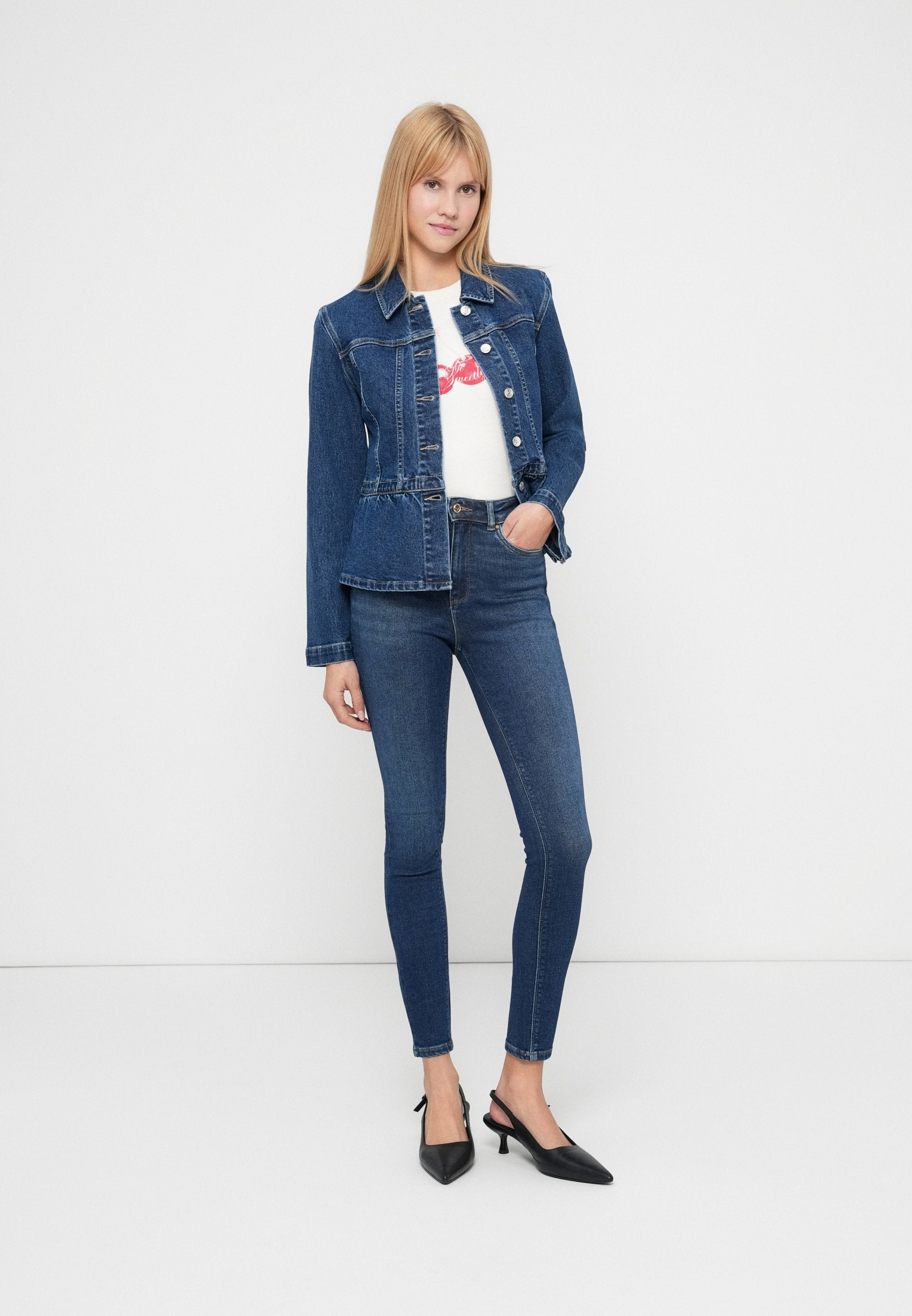 ONLREMI PEPLUM JACKET Media 2