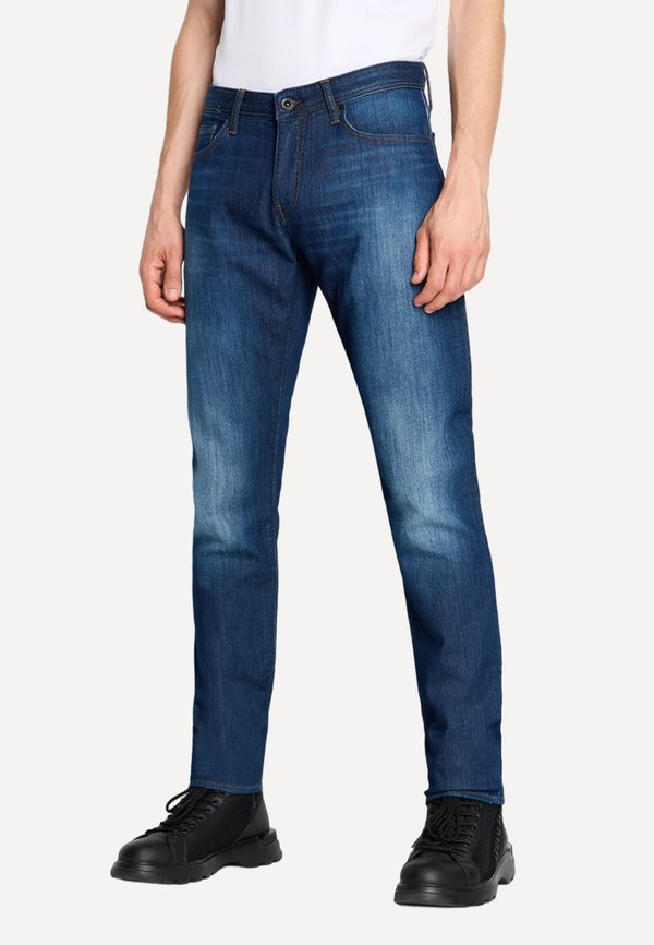 Armani Exchange