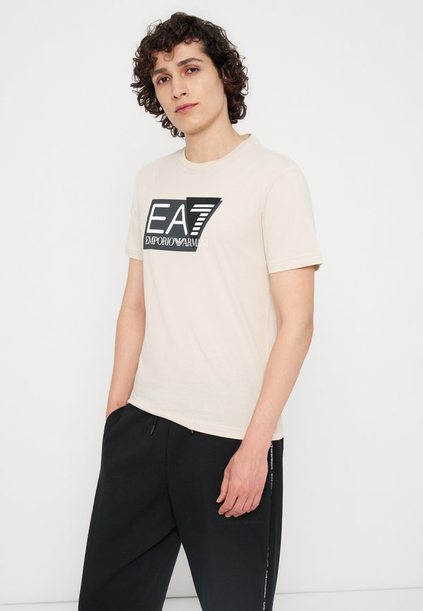 EA7 Emporio Armani