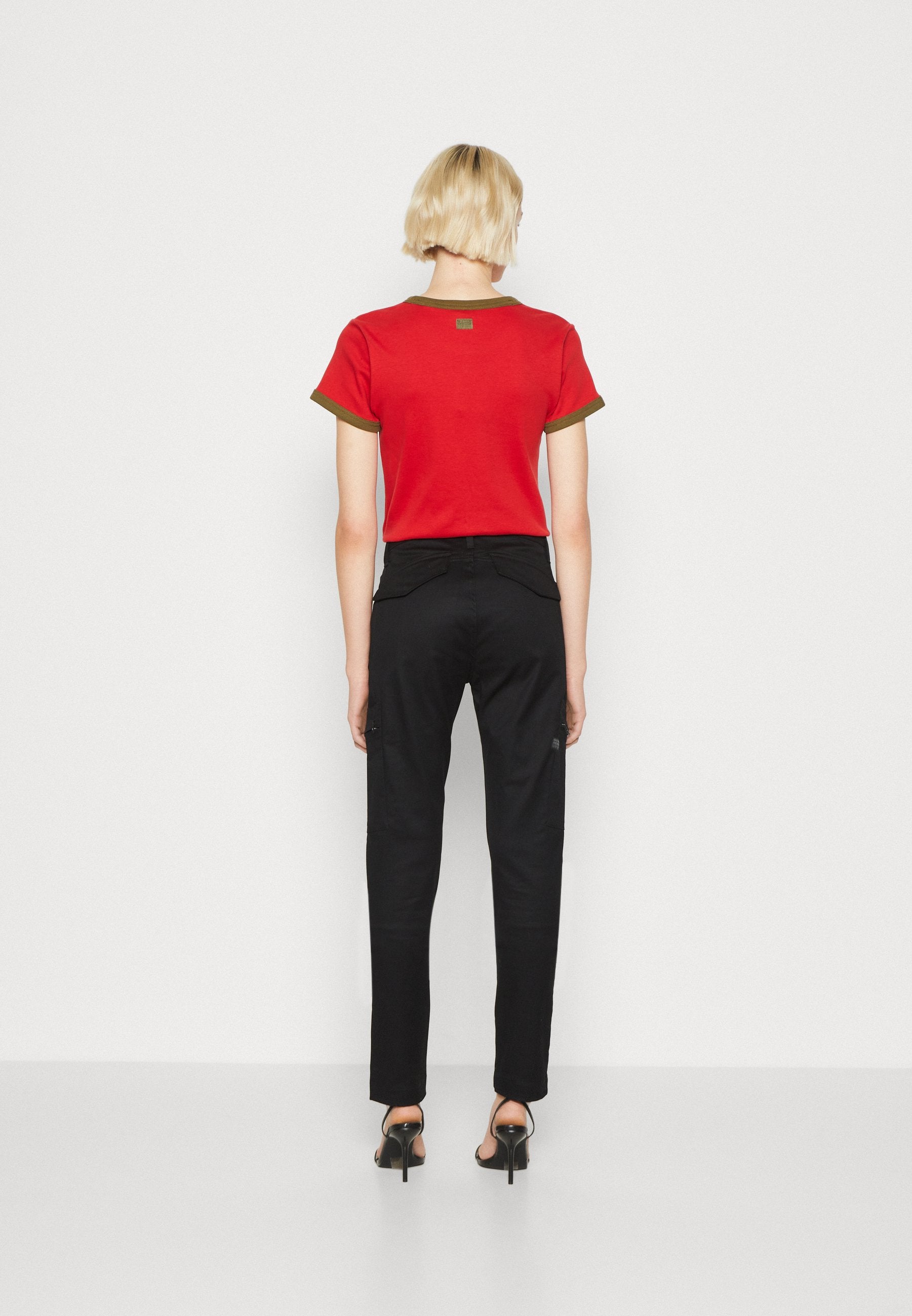 SLIM PANT  Media 4