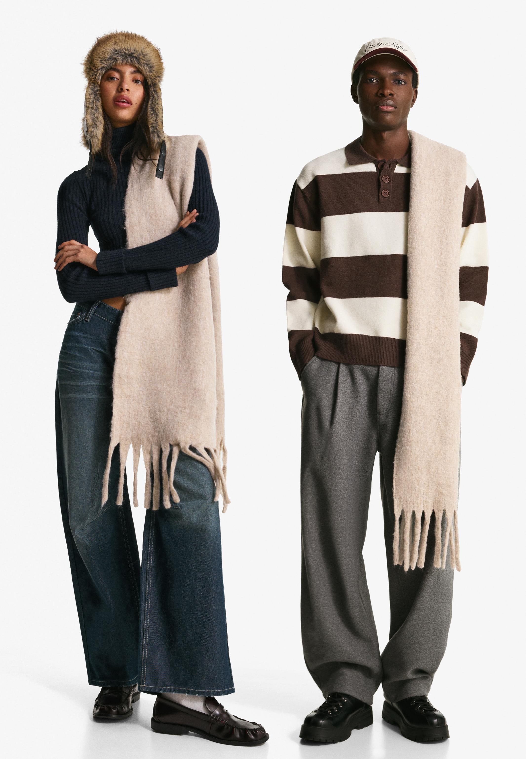 Bershka PLAIN