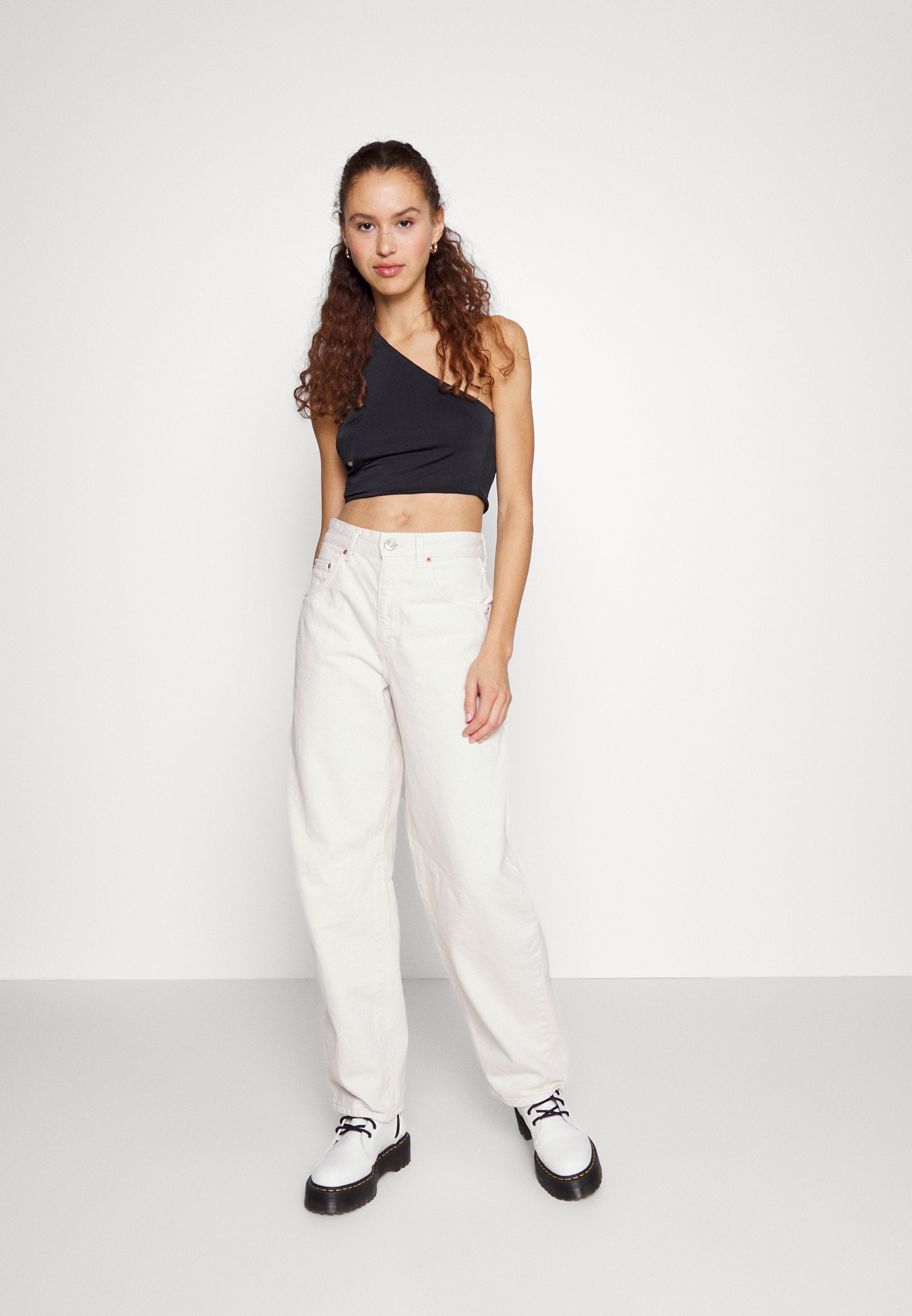 WAL G. PATTY CUT OUT TOP