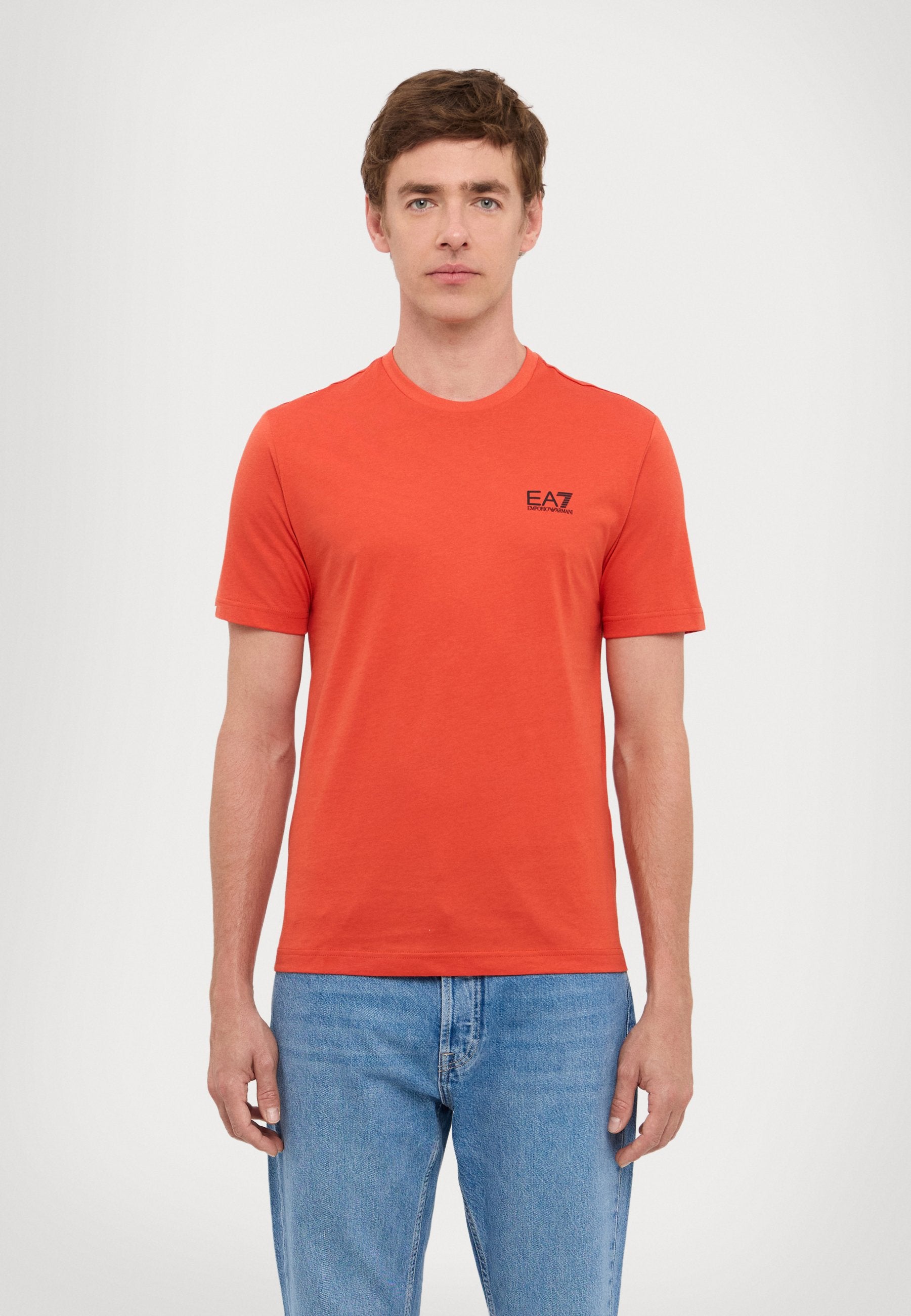 TRAIN CORE TEE UNISEX Media 5