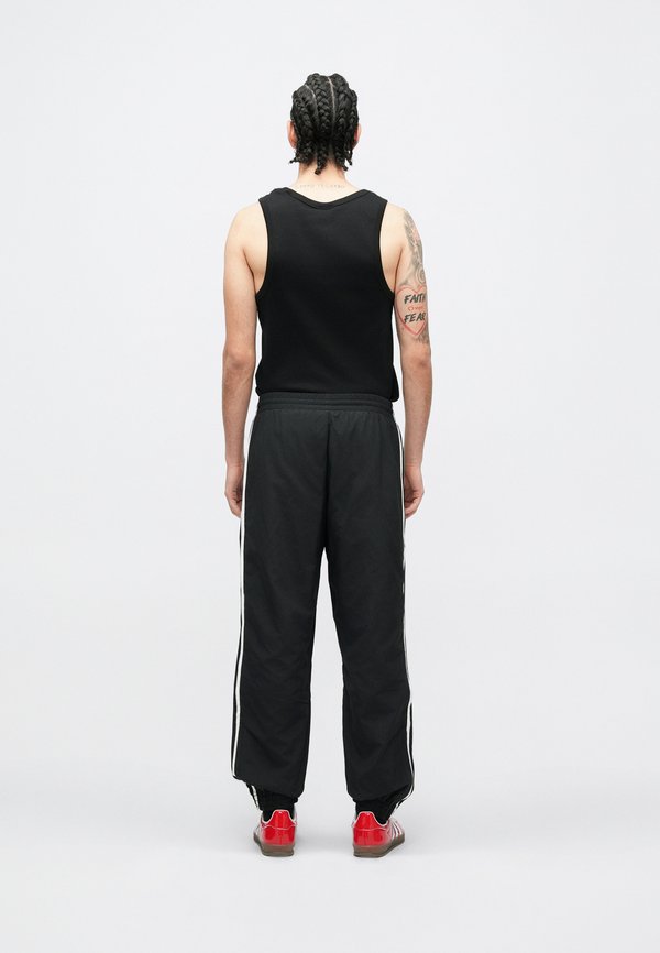 adidas Originals FIREBIRD