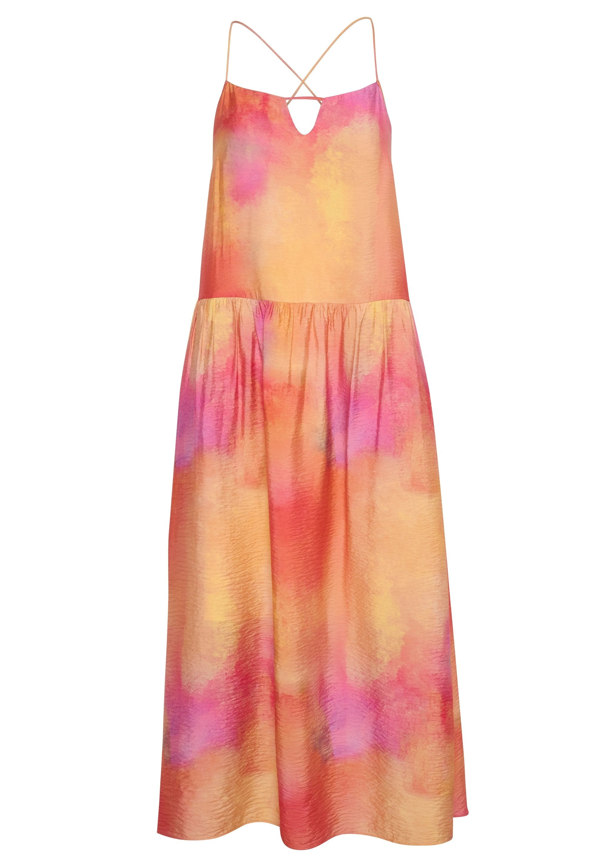 Satin-Midikleid in Orange-, Rosa- und Gelbtönen; mit verstellbaren Spaghettiträgern und einem Schlitz-Ausschnitt, sowie einem gerafften Rock.