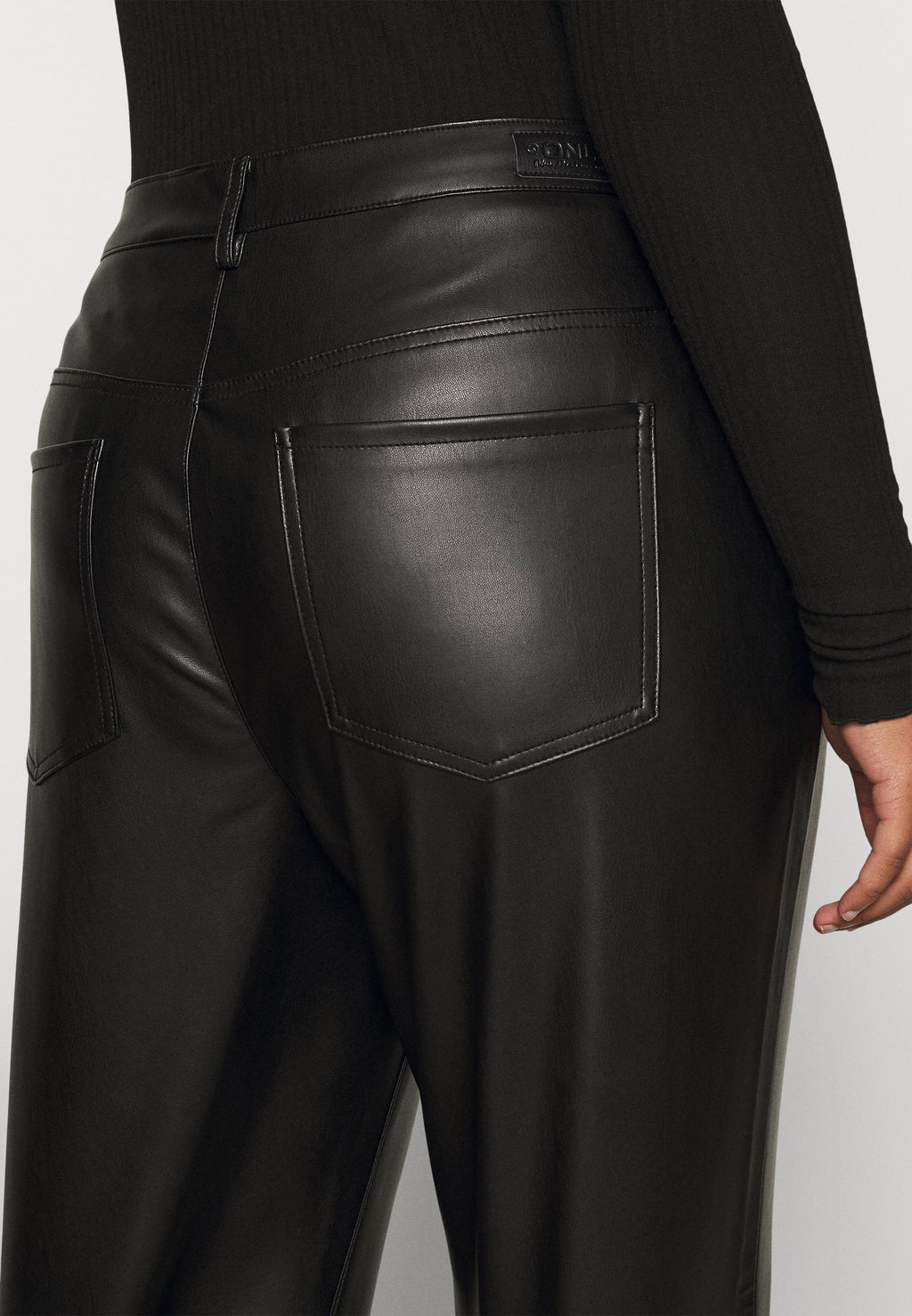 ONCMADISON WIDE PANTS Media 5