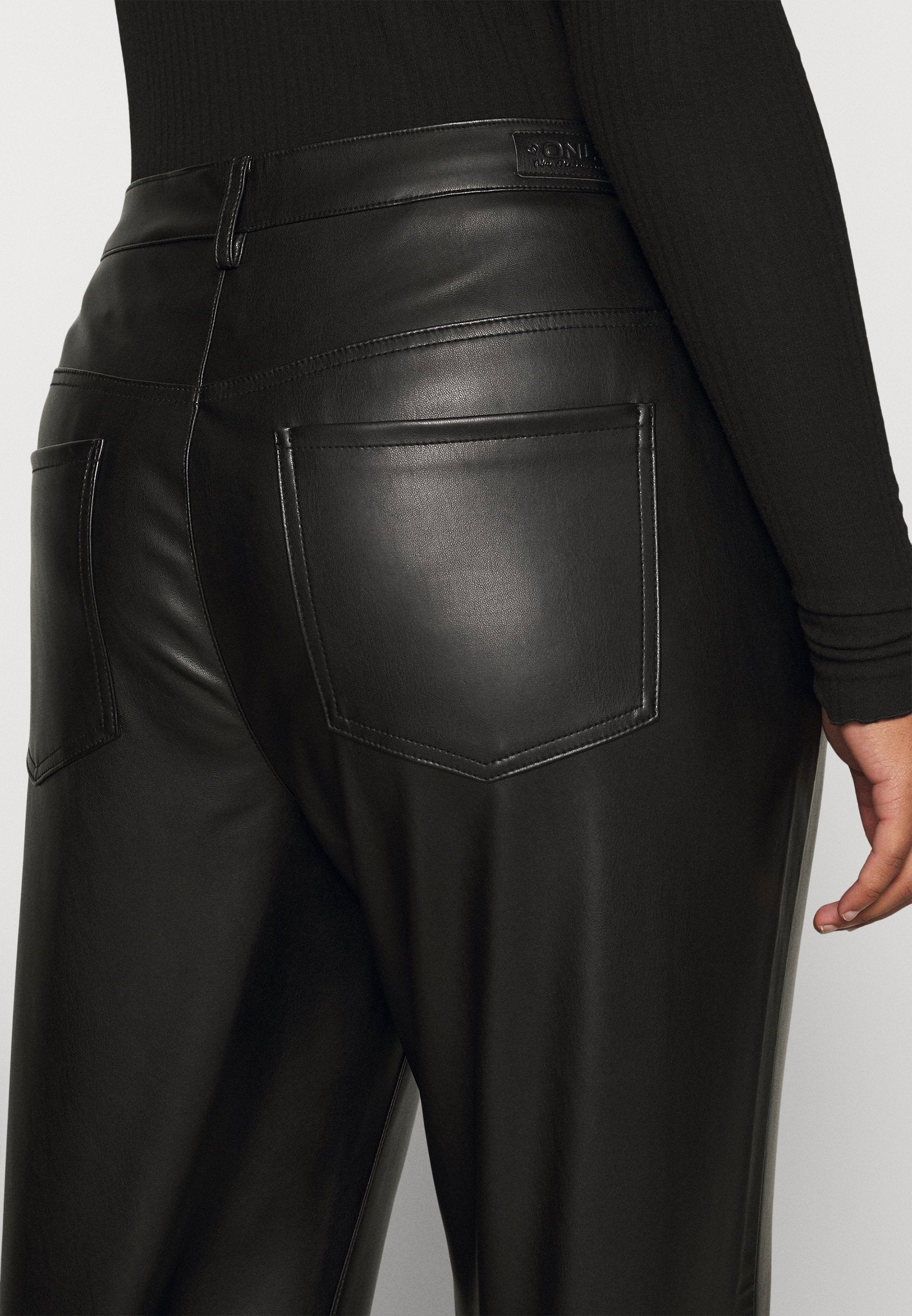 ONCMADISON WIDE PANTS Media 5
