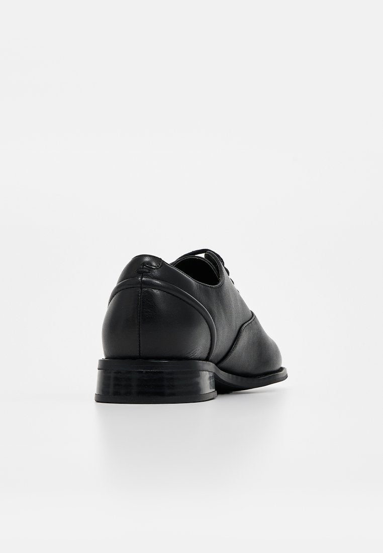 Clarks HANA