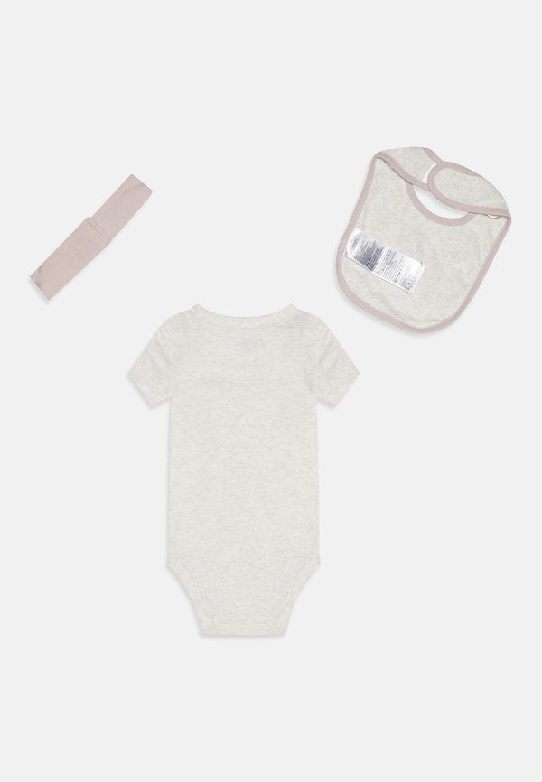 Jordan GIRLS DELORIS UNISEX SET