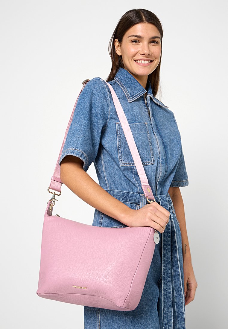 Mandarina Duck