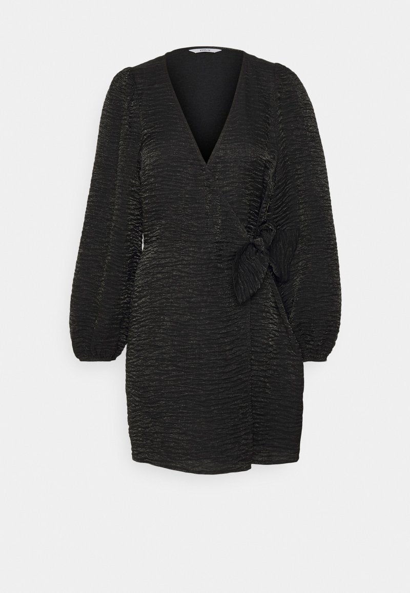 ROBYN DRESS Media 1