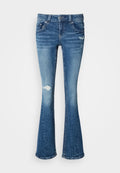 Blaue Jeans mit ausgestelltem Bein, mittelhoher Taille, verwaschenen Details an den Knien und einer glatten, strukturierten Oberfläche.