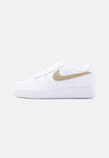 Nike Sportswear AIR FORCE ESSENTIAL - Trainers - white/parachute beige