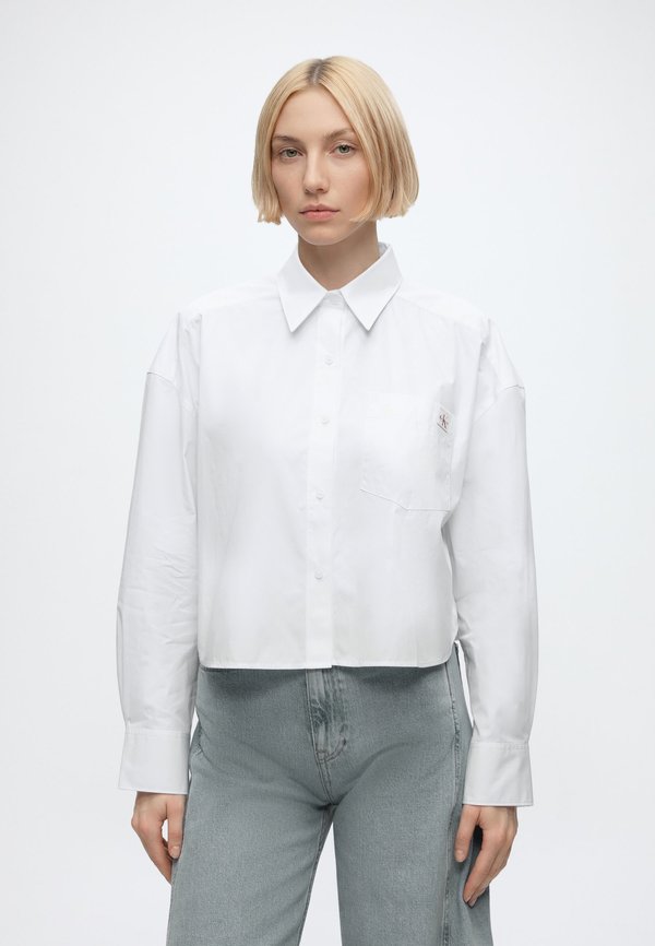 Calvin Klein Jeans CROPPED SHIRT  - Button-down blouse - brilliant white