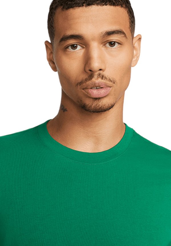 Nike Performance Basic T-shirt - gruenweiss