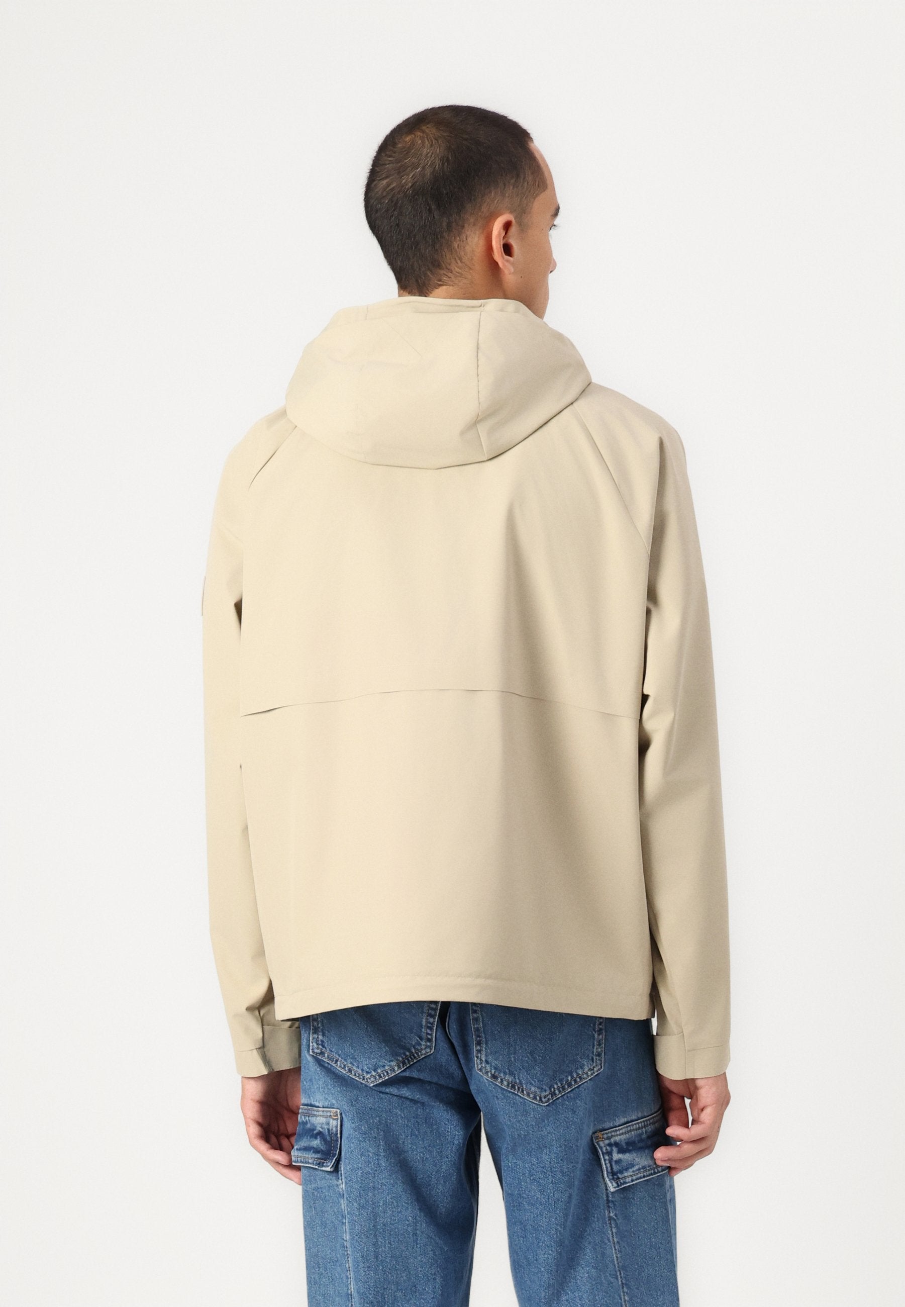 TECH HOODED Media 4