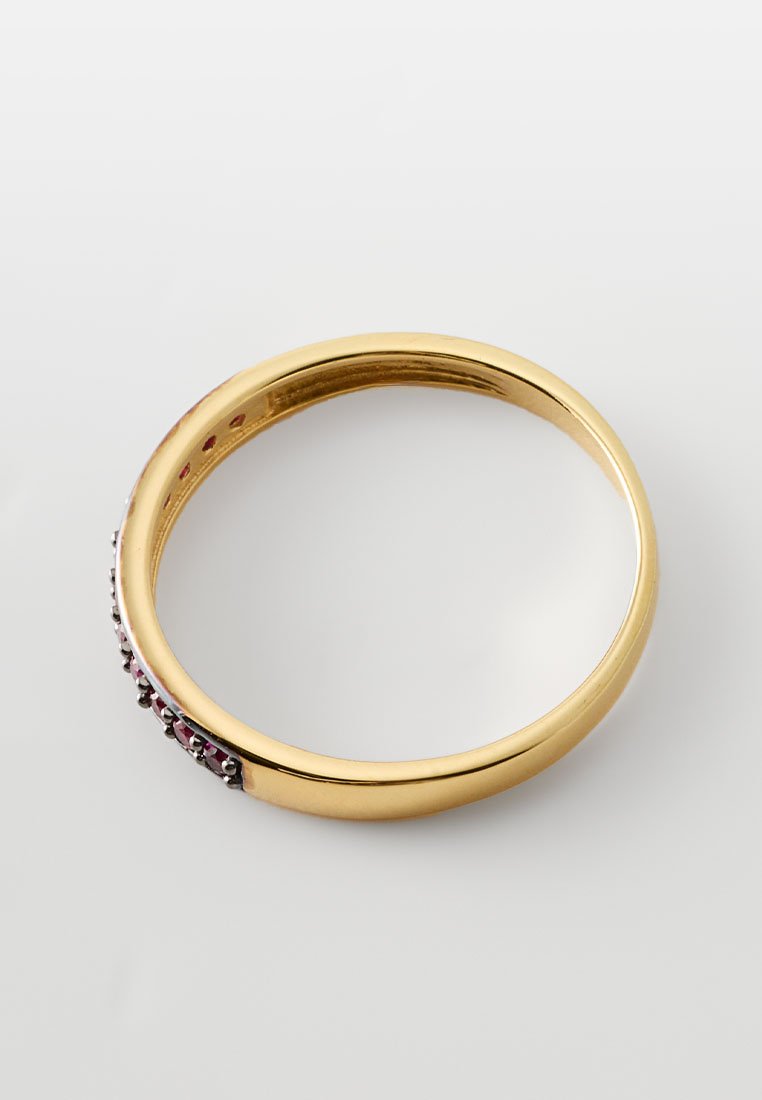 Gold by Di Giorgio