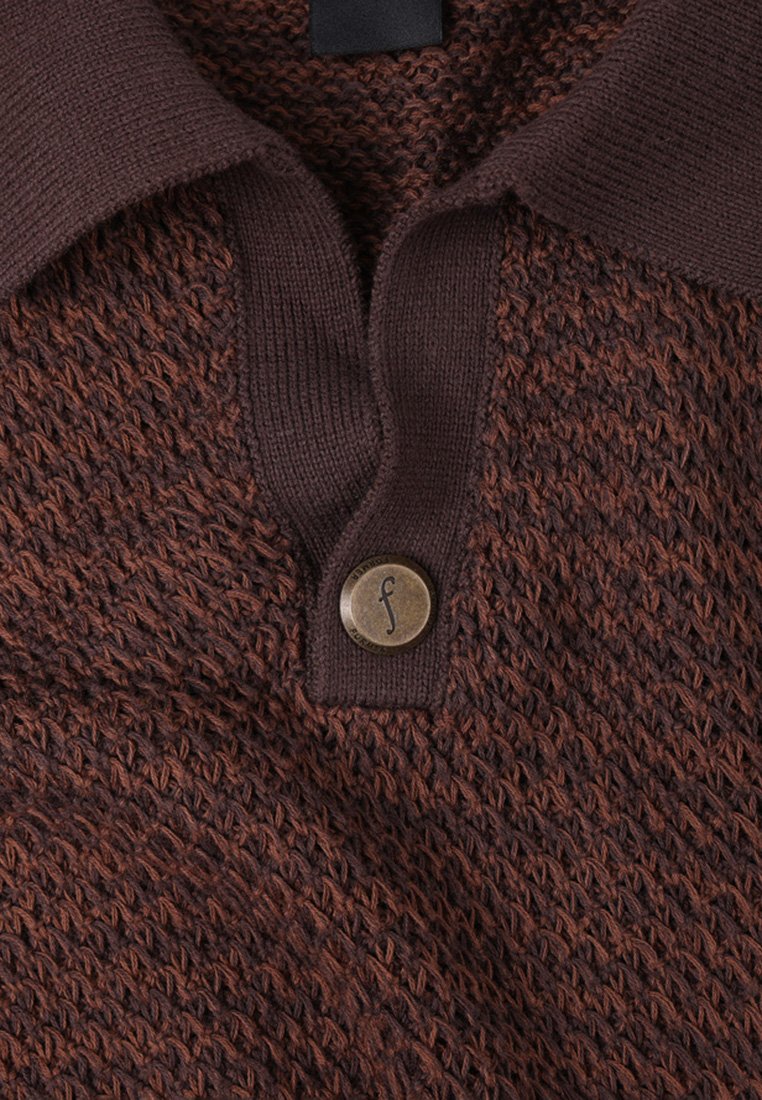 Former OPEN COLLAR UNISEX