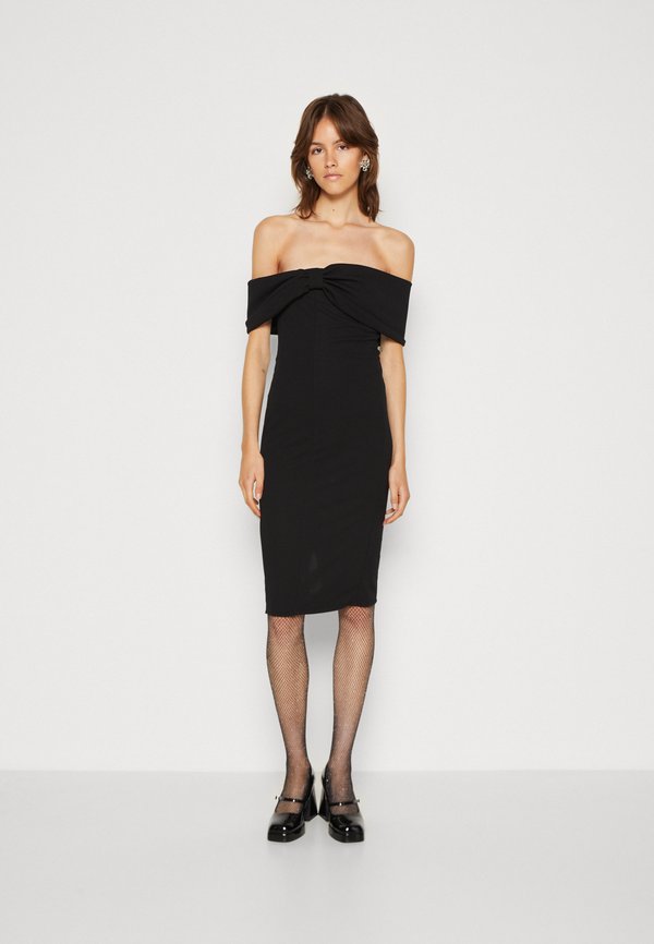 WAL G. ALIA OFF SHOULDER MIDI