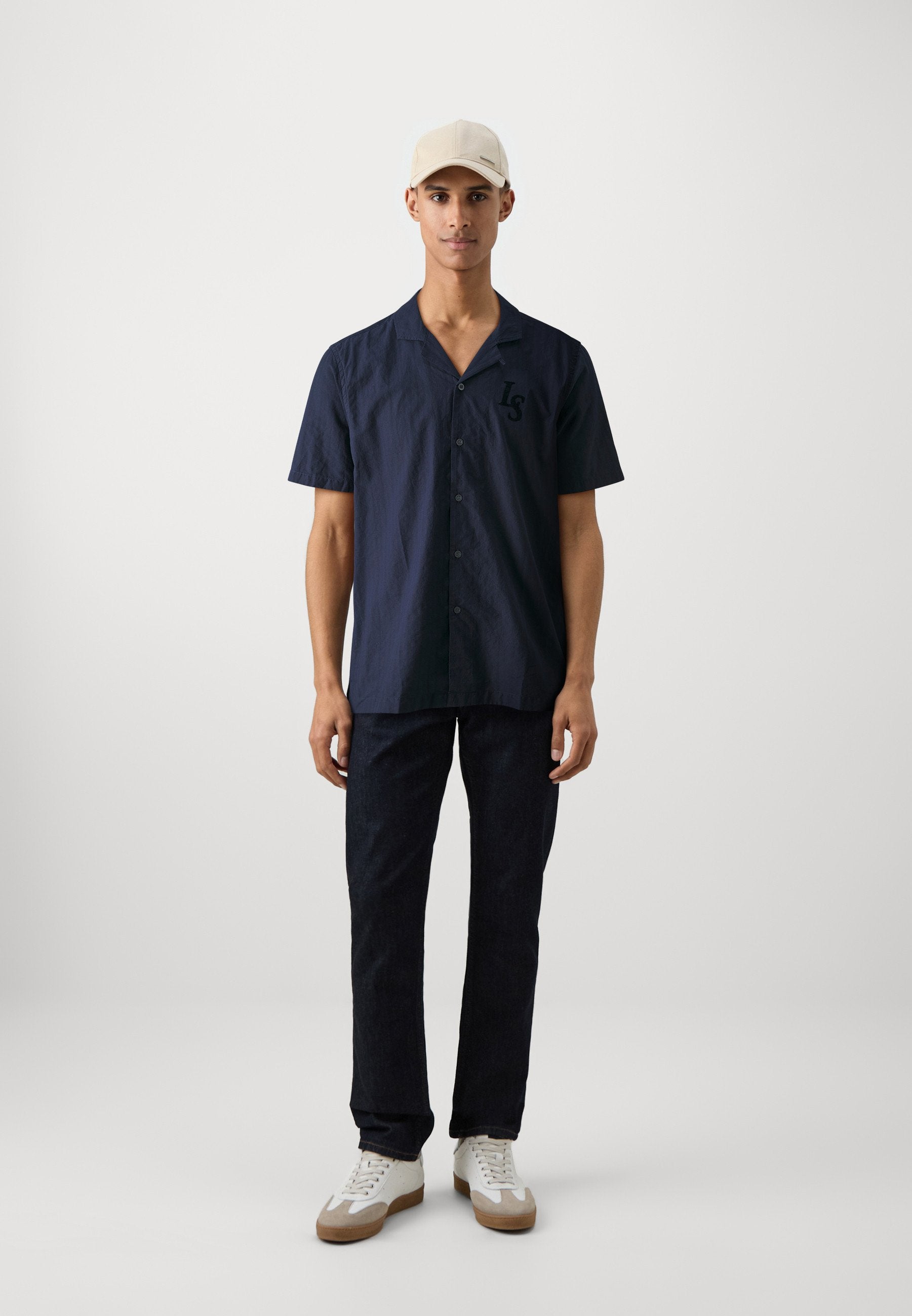 Lyle & Scott REVERE COLLAR