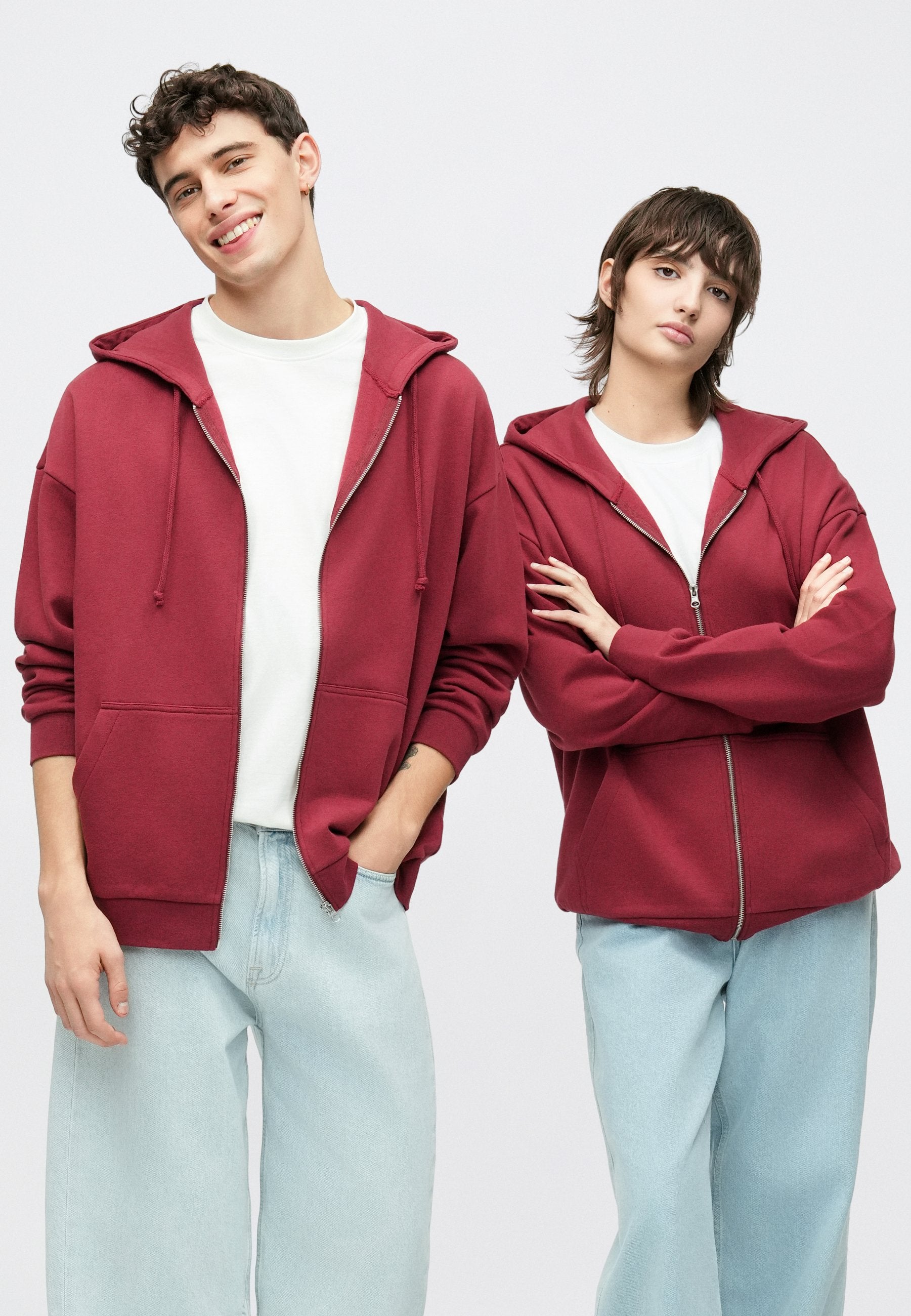 YOURTURN UNISEX RELAXED FIT ZIP-UP HOODIE