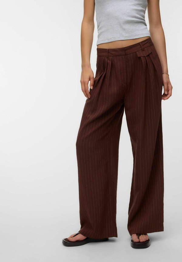 Vero Moda TROUSERS VMPOLLY MID WAIST TROUSERS - Trousers - chocolate fondant
