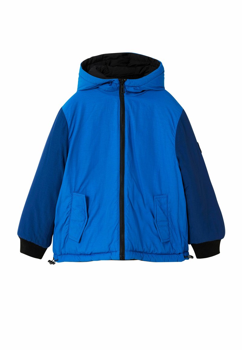 REVERSIBLE HOODED Media 1
