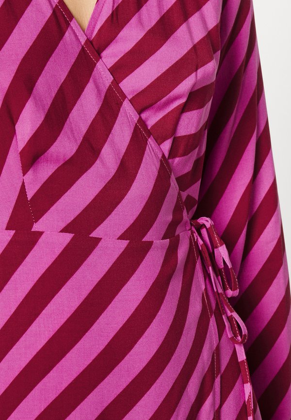 YAS Petite YASSAVANNA WRAP DRESS