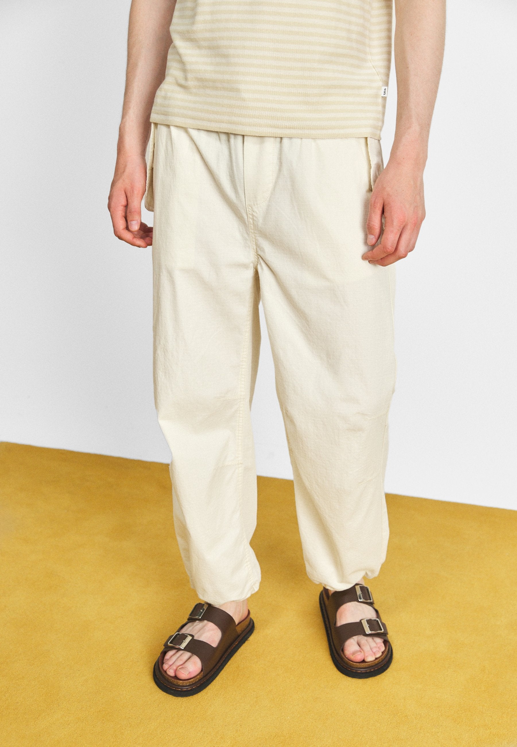 LOW LIGHTS STUDIOS® PARACHUTE UNISEX