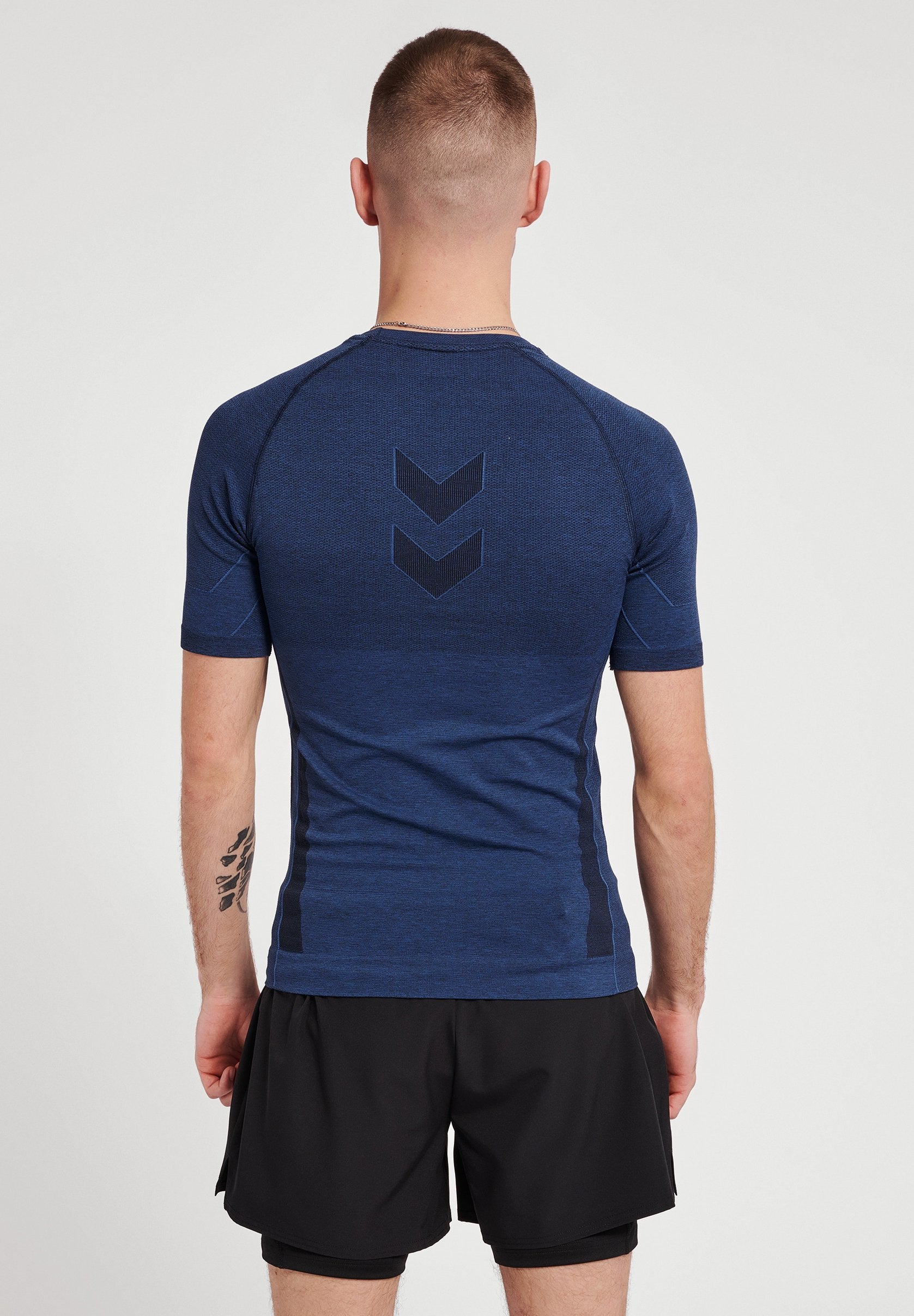Hummel  MIKE
