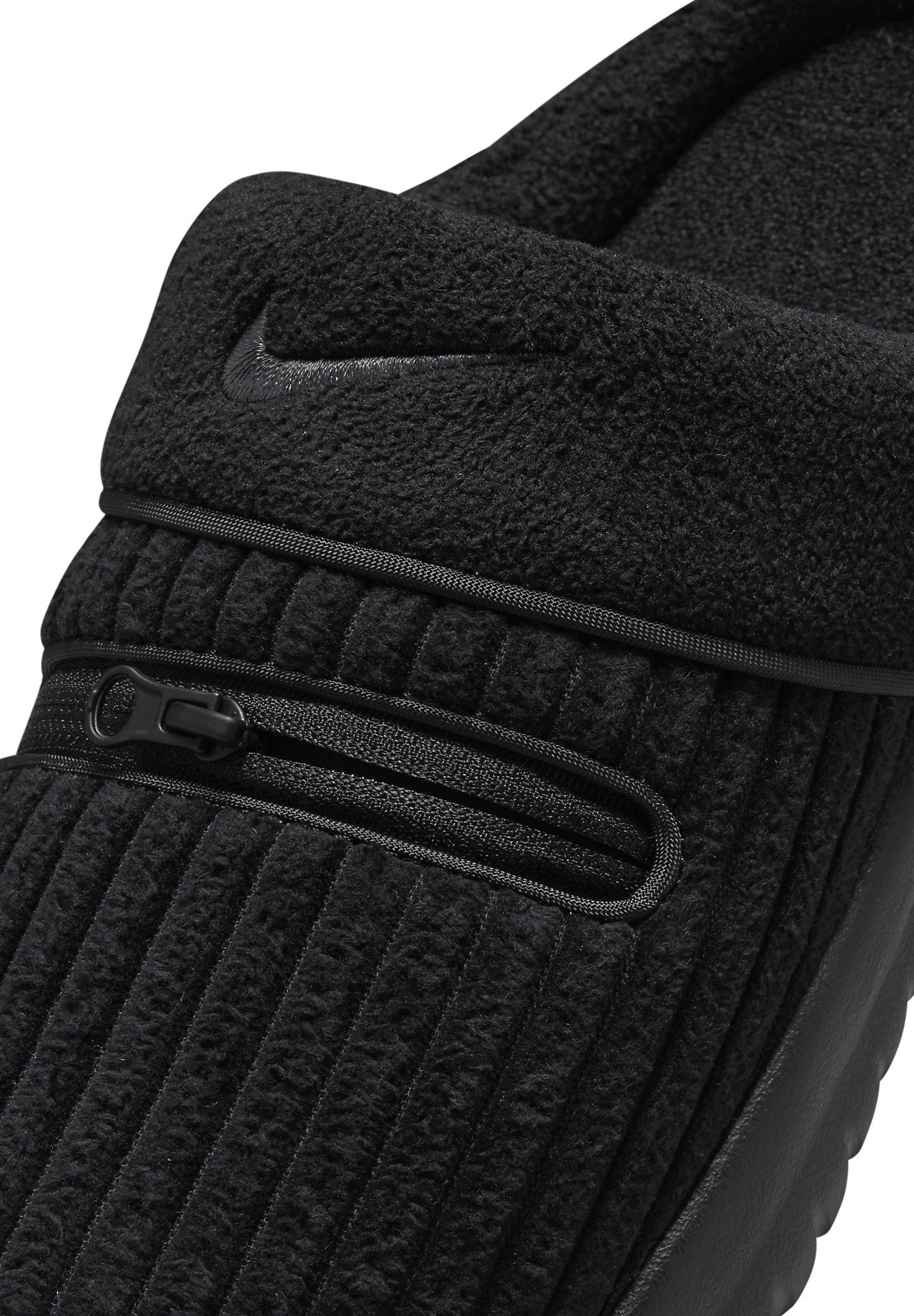 Nike Sportswear  BURROW