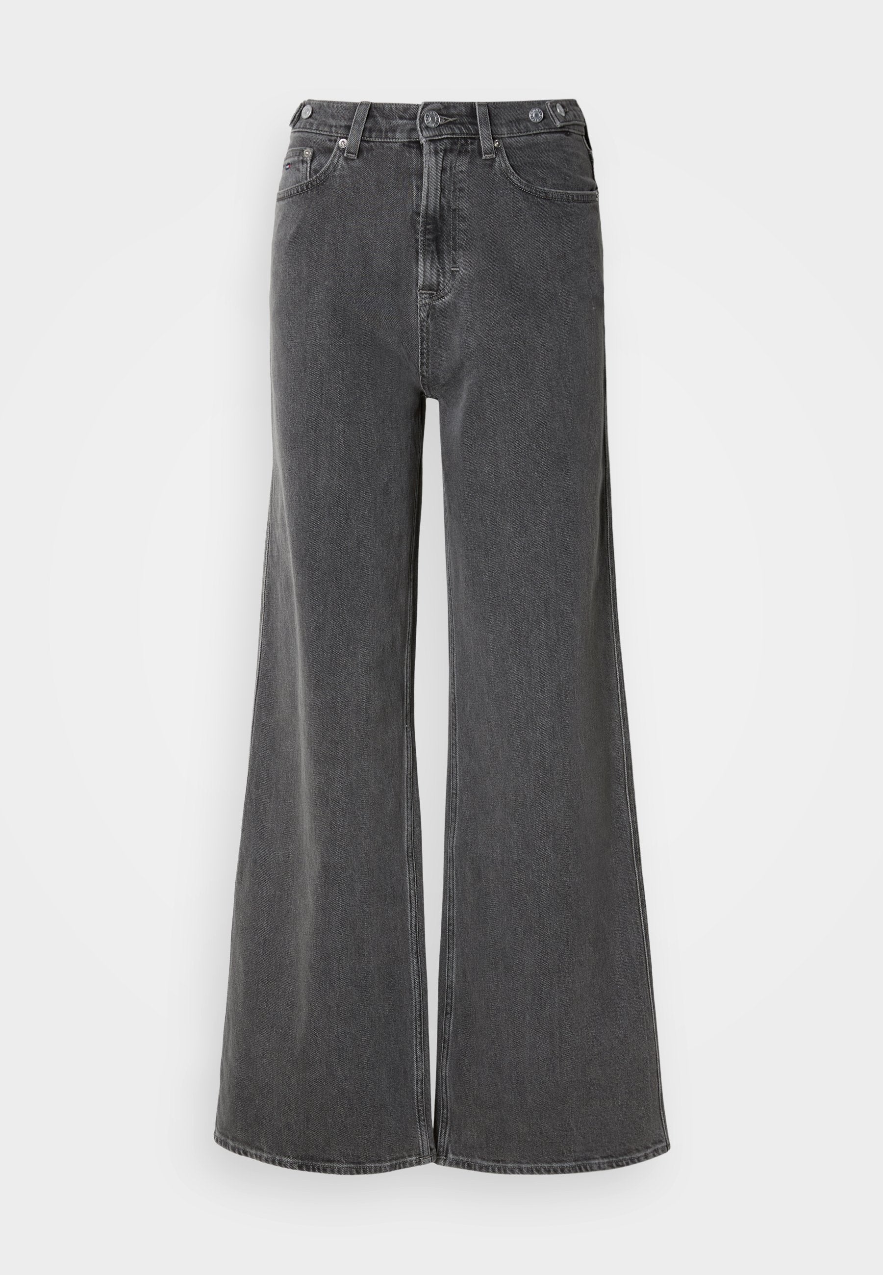 Breite Jeans aus verwaschenem schwarzen Denim mit hoher Taille, zwei vorderen Taschen und Metallknopfverschlüssen. Glatte Struktur, minimalistische Details.