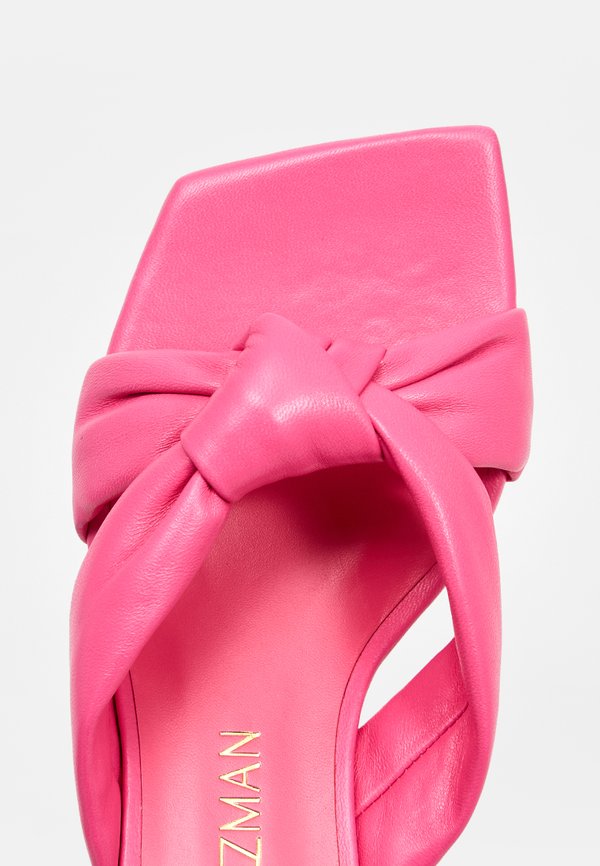 Stuart Weitzman PLAYA