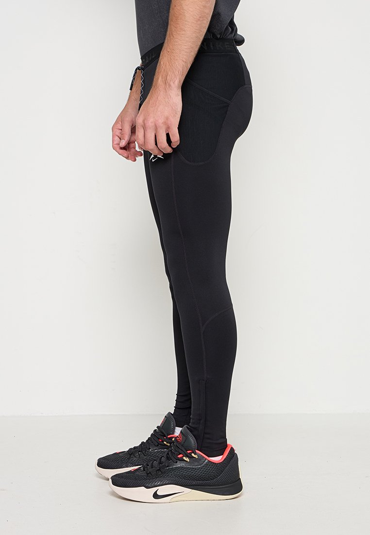Nike Performance