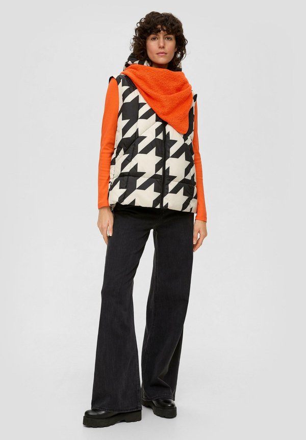 s.Oliver DREIECKS - Scarf - orange
