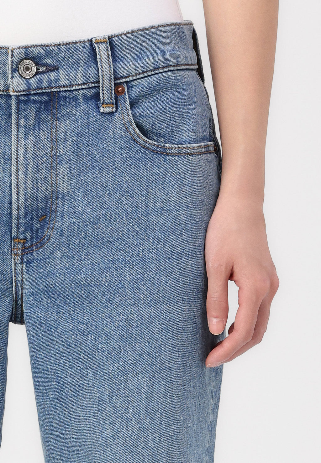 Abercrombie & Fitch Mid Rise 90s Straight Jean