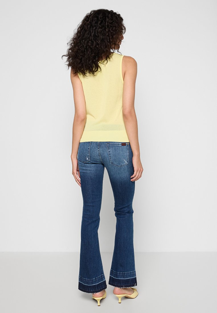 7 for all mankind