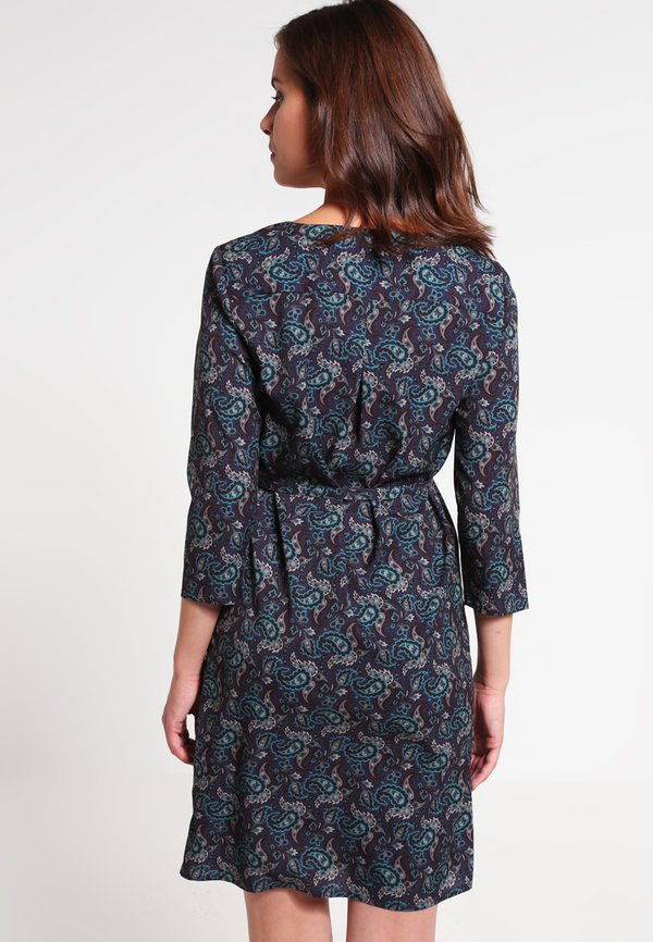 Esprit Maternity