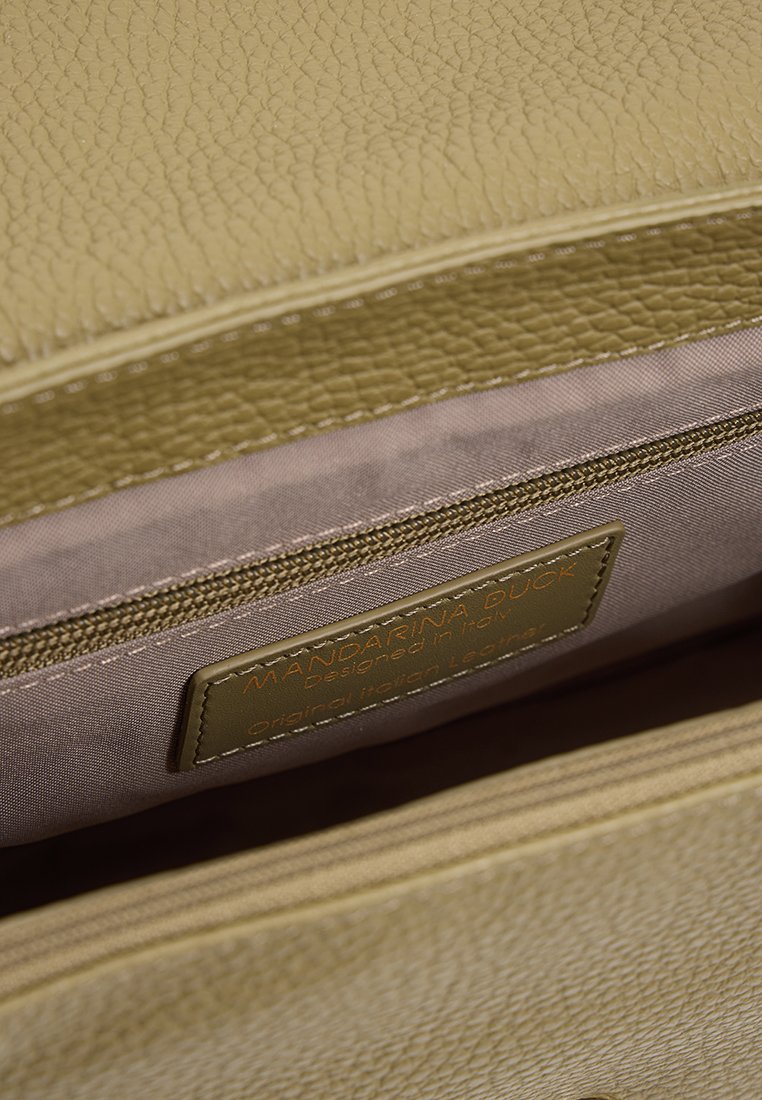 Mandarina Duck MELLOW HUNTING