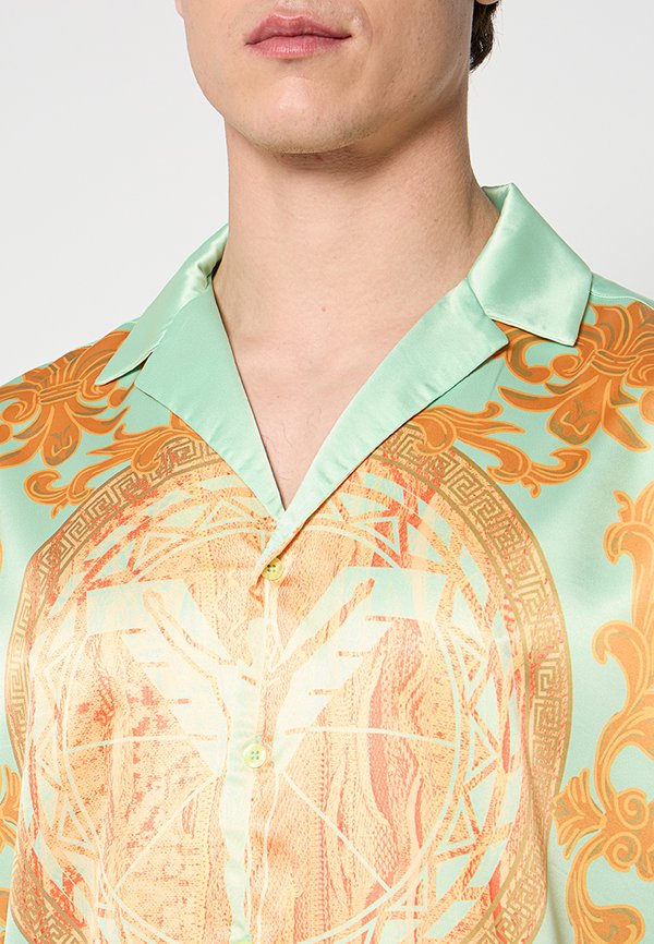 Carlo Colucci OVERSIZED