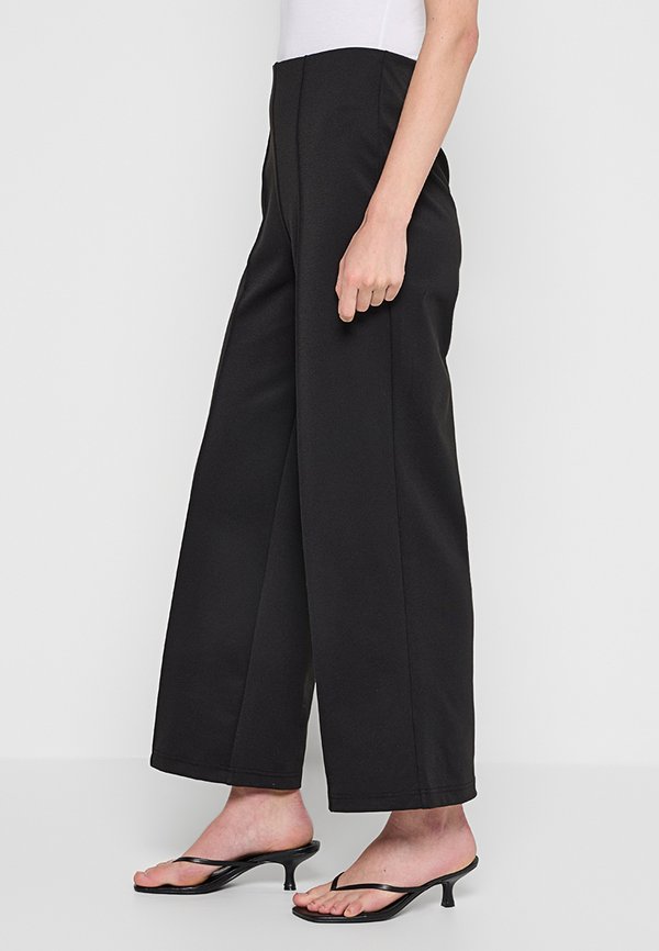 Vero Moda Petite VMLUCCA