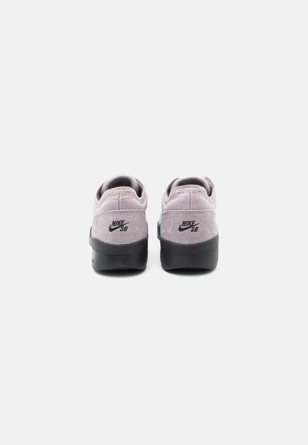 Nike SB PS8 UNISEX