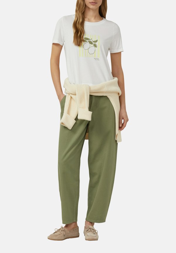 s.Oliver T-SHIRT - Print T-shirt - weiß