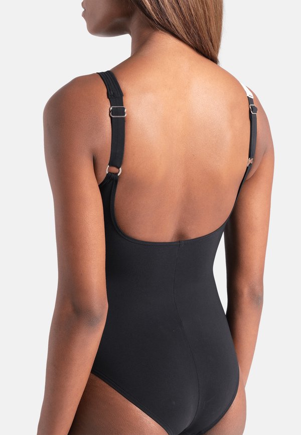 Arena SHAPEWEAR LILIANA C-CUP