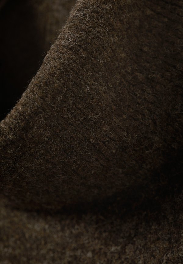 Weekday ANNIE MINI TURTLENECK
