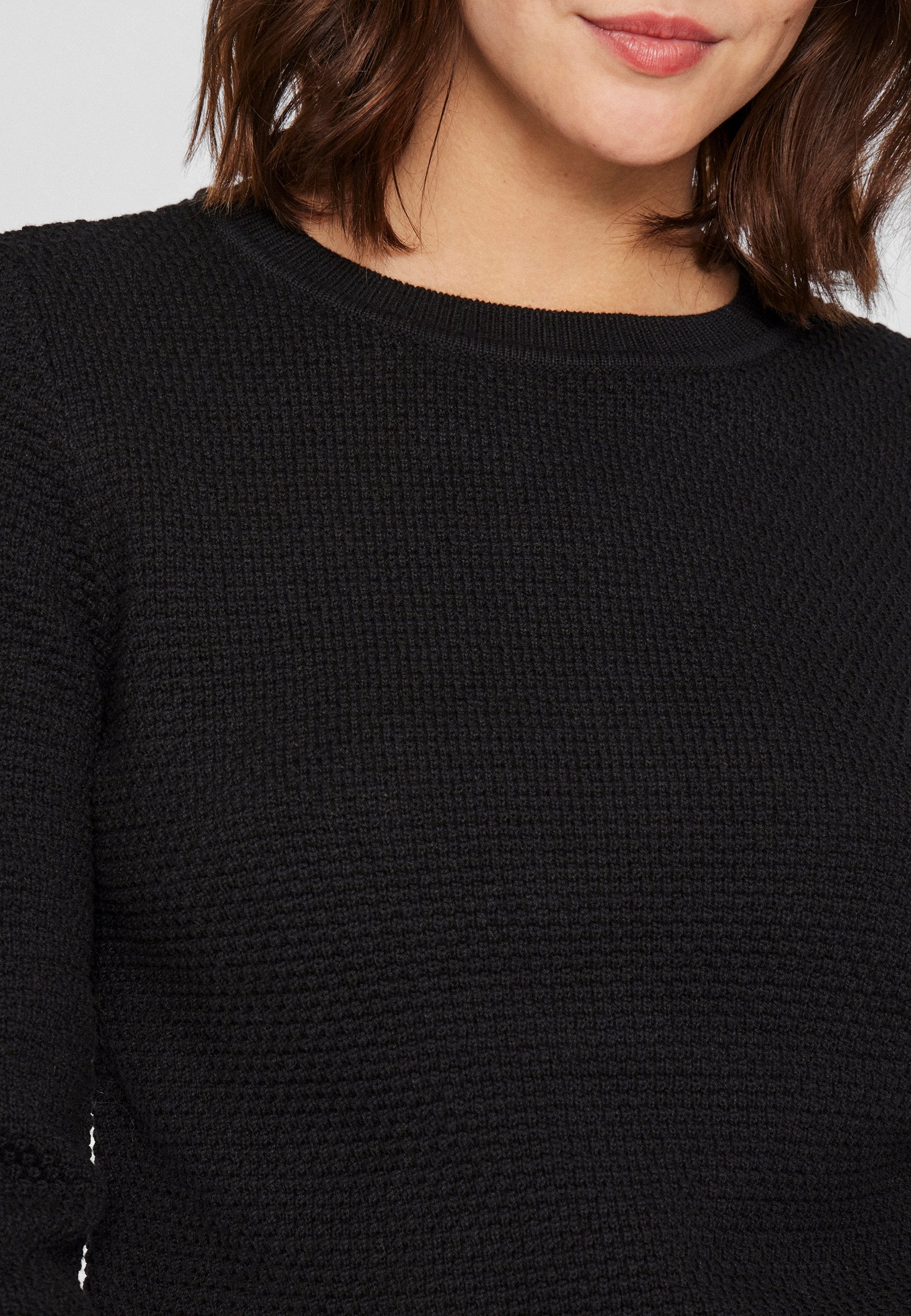 VILA VIDALO O-NECK L/S KNIT TOP- NOOS