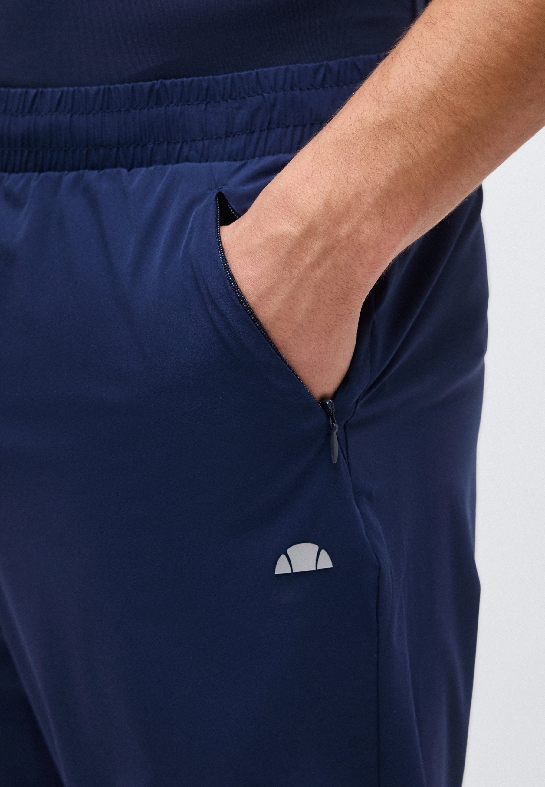 Ellesse EVARO