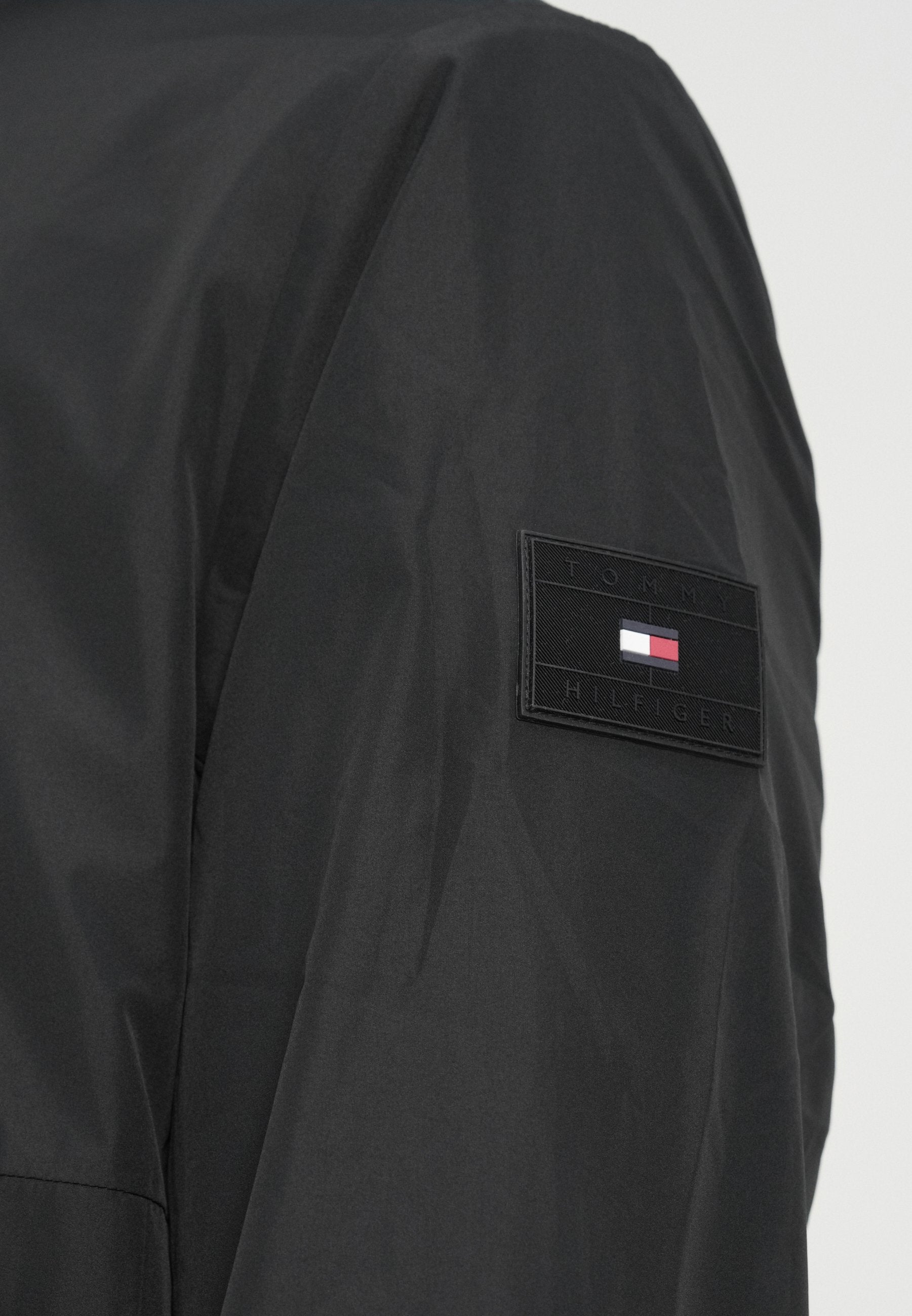 TONAL LOGO ZIP-THRU HOODED JACKET Media 6